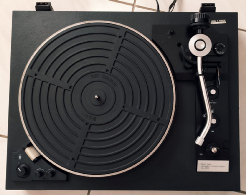 Toca Disco Technics SL-2900